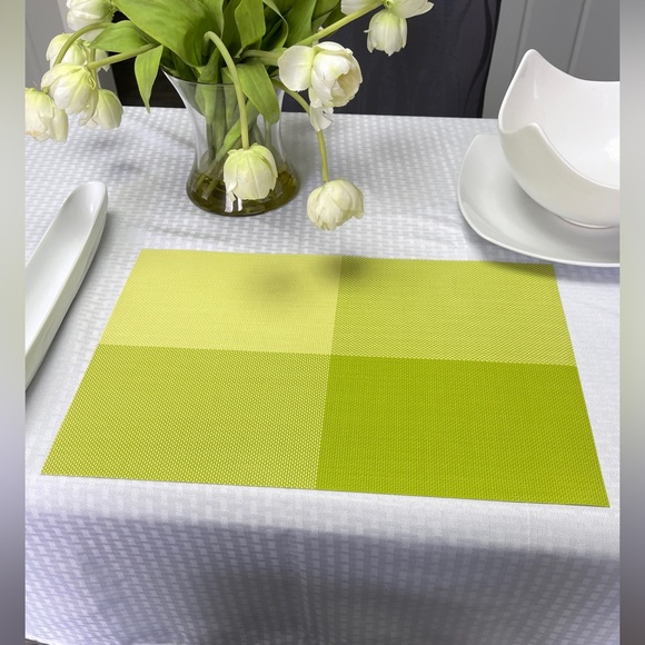 *GEFEII Deluxe PVC Woven Vinyl Non-Slip Table Mats - Picture 1 of 10
